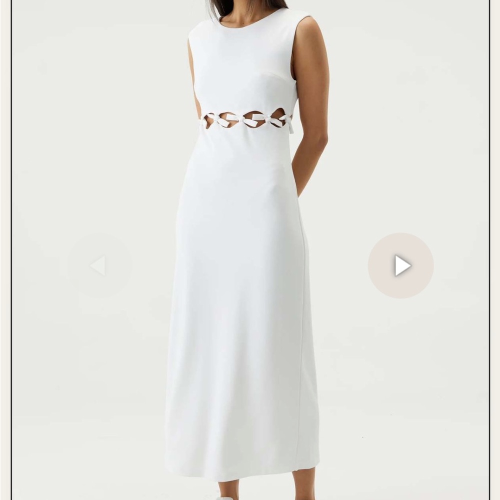 THIRD FORM TIE DOWN TANK MAXI